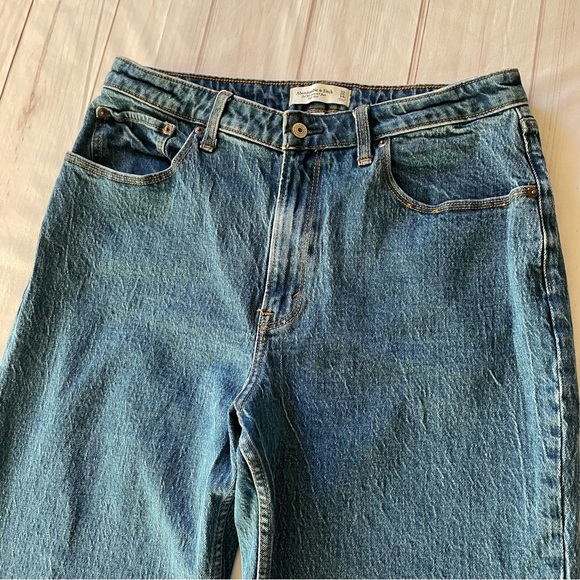 Abercrombie & Fitch The 90s Relaxed Jeans Women’s 32 | 14 R High Rise Curve Love - Picture 4 of 15